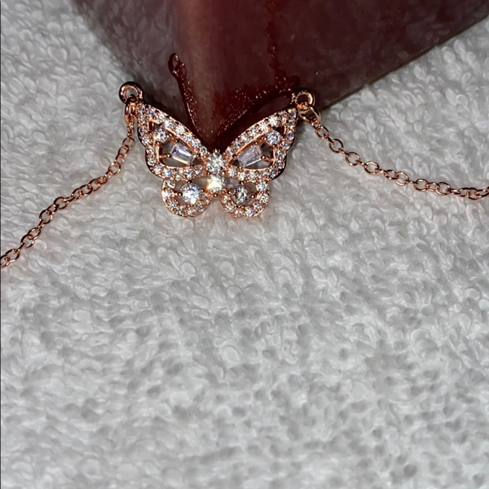 Dainty Rose Gold n Crystal Butterfly Necklace - Picture 6 of 10
